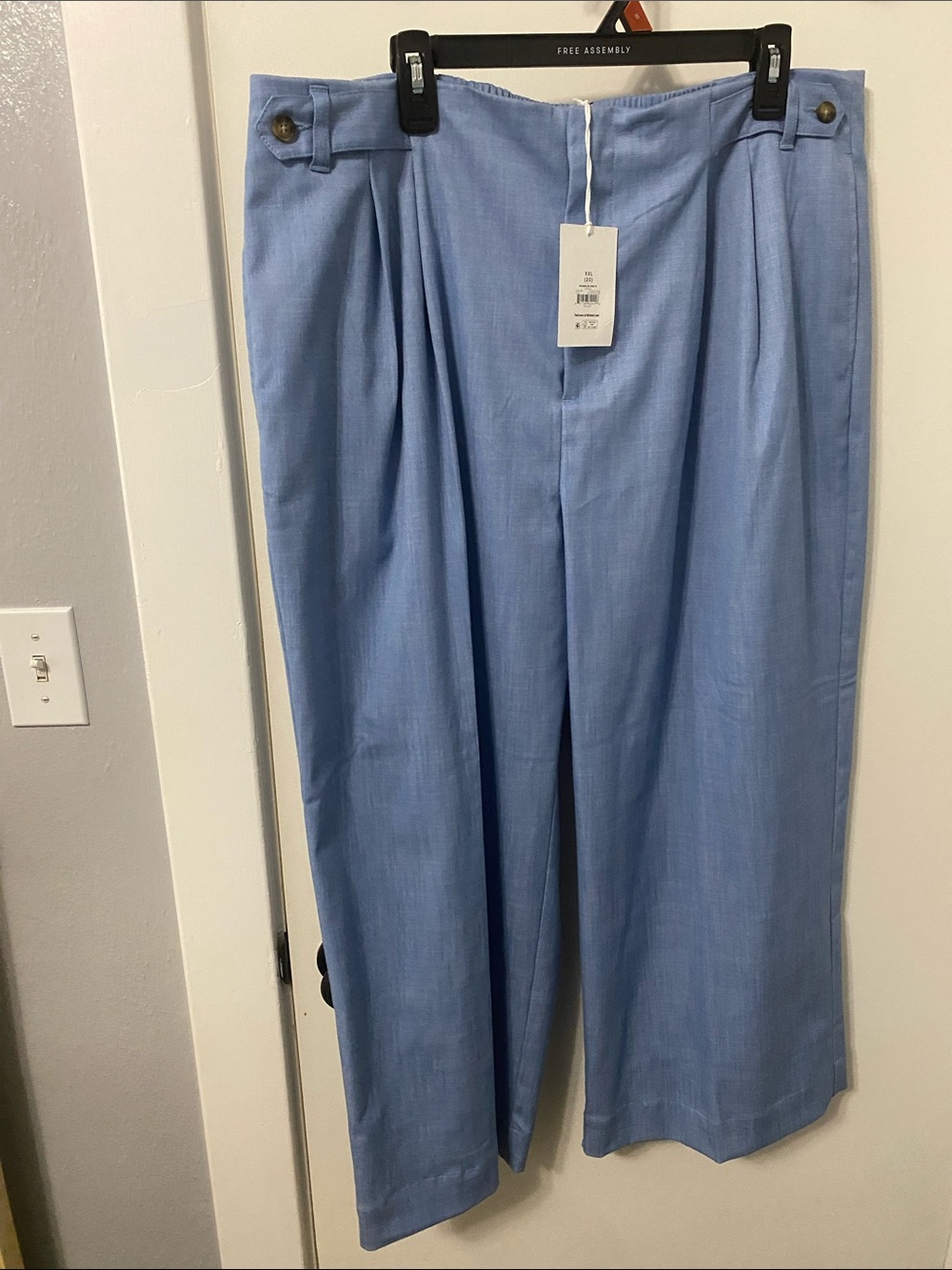 Crop pants - Picture 11 of 12